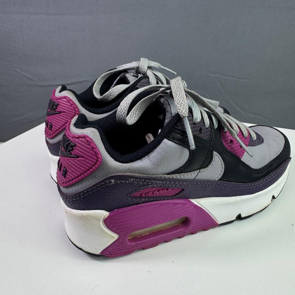 Nike Air Max 90 GS Kids Size 1Y Dark Raisin Gray Purple Casual Shoes HF6358-003 - Picture 9 of 16